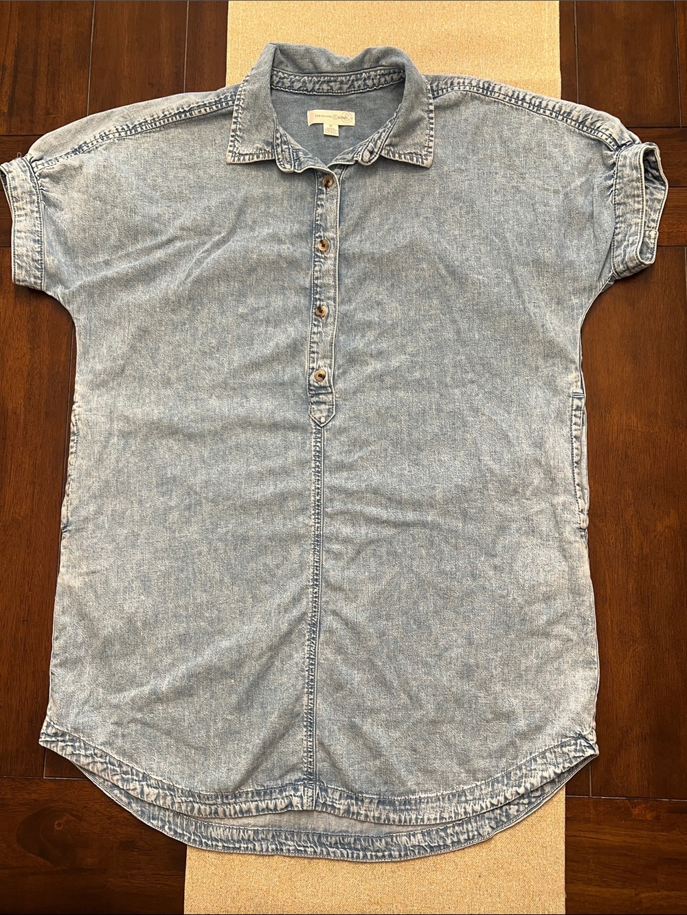 ❤️ Treasure & Bond Faded Blue Denim Button ShirtDress